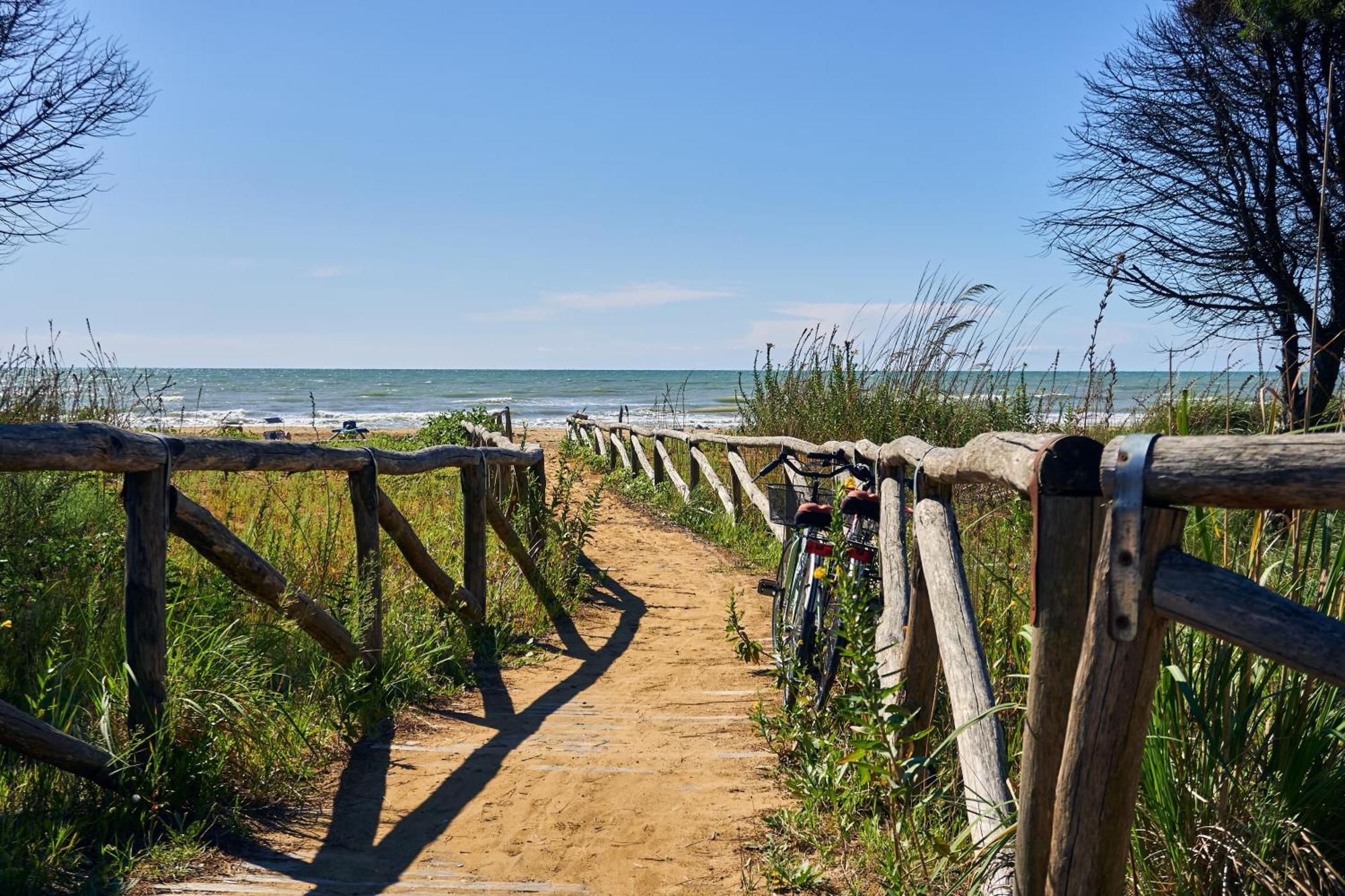 Nice Apartment With Terrace Next To The Sea Bibione Exteriör bild